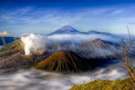 Apalagi kota ini kerap jadi persinggahan ketika hendak ke gunung bromo atau kawah ijen. Senarai 3o Tempat Menarik Di Surabaya Santai Dan Sesuai Untuk Anda Kunjungi