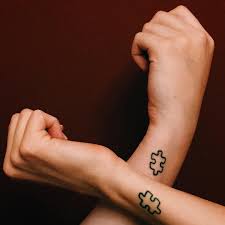 Her Aninizda Yaninizda Olan En Yakin Arkadaslarinizla Yaptirabileceginiz 36 Kucuk Dovme Minik Dovmeler Dovme Inspiration Tattoos