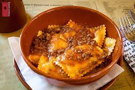 Maybe you would like to learn more about one of these? Tortelli Al Ragu Acquistali Sul Nostro Shop Online Www Tradizioneemiliana It Ragu Pasta