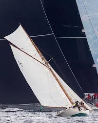 Lulu Vs Men In Black Sailing Boat Sailing Ships