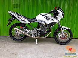 Modifikasi honda revo 2007 2014 via styleoutsidethebox.blogspot.com. Kumpulan Gambar Honda Tiger Warna Putih Modif Brosis Setia1heri Com