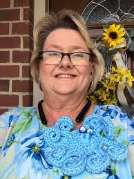 Paulette Post's Instagram, Twitter & Facebook