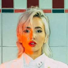 Jaci Lee (@JustJaci)