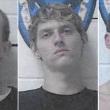 Authorities search for 3 men who escaped Tennessee jail