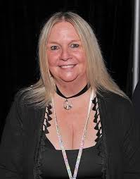n 1969, Eve Plumb was cast as Jan Brady