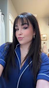 Ellen Lockhart's Instagram, Twitter & Facebook