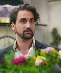 Facebook gives people the power to share and makes the world. A Baratok Kozt Jokepu Szinesze Felmondott A Sorozatban Ezert Szall Ki Pesak Adam Hazai Sztar Femina