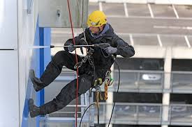 Fassadenkletterer Hamburg Fassadensanierung Industriekletterer Kletterteam Hamburg Industrie Fassadensanierung Instandhaltungsarbeiten