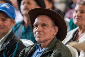 👵🏽👴🏼 ¡Buenas noticias para las personas mayores de #Huehuetenango! 🎉  📢 125 personas mayores del municipio de #UniónCantinil fueron notificadas  sobre su incorporación al Programa de Aporte Económico del Adulto Mayor  -PAM-.