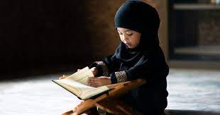Ia adalah surah yang cukup mudah untuk dihafal dan ia adalah surah yang cukup popular untuk dibaca di dalam solat apabila kita mengejar masa. 8 Amalan Yang Amat Besar Ganjaran Pahala Dibuat Dalam Masa Seminit Saja