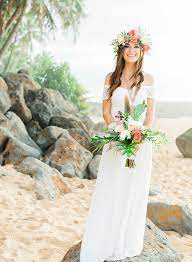 Coachella Inspired Elopement In Hawaii Inspired By This Beautiful Wedding Makeup Wedding Makeup Amazing Wedding Makeup