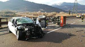 Prezzi valutati da autouncle 3.191 audi a1 usate valutate da autouncle raccolte da oltre 462 siti valutazioni obiettive dal 2010. Mori Grave Incidente Tra Auto E Trattore Feriti Un Anziano Agricoltore E Una Donna La Voce Del Trentino