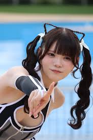 美澄玲衣 - Wikipedia