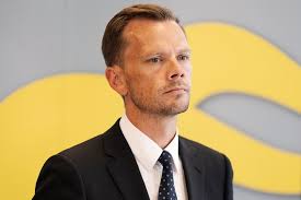 Justitsminister vil øge straffen for at fremstille AI-genereret  overgrebsmateriale med børn