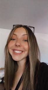 Alyssa Simonson's Instagram, Twitter & Facebook