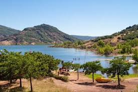 Au bord du lac de la raviège, au cœur du parc régional du haut languedoc, le camping vous accueille dans un cadre naturel ombragé de 5 ha. Camping Les Vailhes Bewertungen Fotos Preisvergleich Celles Frankreich Tripadvisor