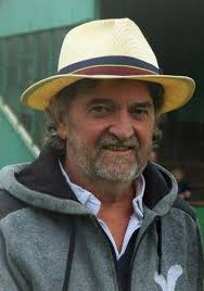 Bert Hutchison. Half brother to Willie Morgan,Bert Hutchison once ran 100  metres in 10 seconds flat.In the early 70s he would have been one of the  fastest runners in the world. He'd