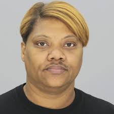 🚨 MISSING MAN FOUND 20 YEARS LATER — LIVING AS A WOMAN 🚨 Arrest in  Georgia uncovers jaw-dropping secret identity In a twist no one saw coming,  Charles Moore, who vanished in