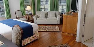 The bellmoor inn & spa is a luxurious retreat located in downtown rehoboth beach, de named delaware's best designed hotel by house beautiful linktr.ee/thebellmoor. The Bellmoor Inn Spa 460 1 5 0 9 Rehoboth Beach Hotel Deals Reviews Kayak