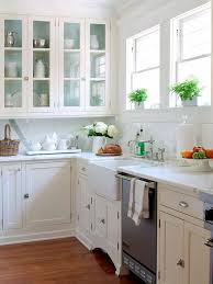 25 Beautiful Country Kitchens To Copy Asap With Images Country Kitchen Designs Country Kitchen White Kitchen Design