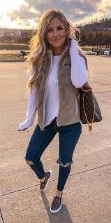 20 Casual Spring Outfit Ideas For Women 2020 Yeahgotravel Com Spring Outfits Casual Winter Fashion Outfits Cute Fall Outfits