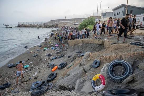 Comienzan a retornar voluntariamente a Marruecos los migrantes que  ingresaron a Ceuta en España