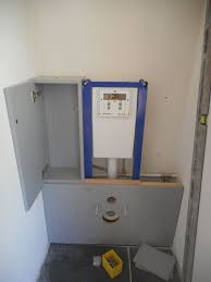Découvrez toute la gamme de meubles de wc sur id market pour meubler vos toilettes à bas prix : Creation D Un Meuble Wc Suspendu A Salon De Provence