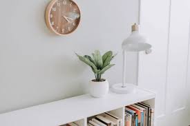 Biarkan mud mengering, biasanya selama 24 jam. Memperbaiki Jam Dinding Mati 4 Cara Mudah Yang Dapat Dilakukan Sendiri