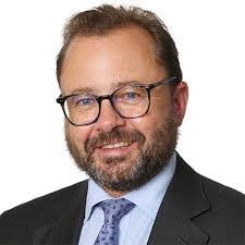 Alexander Kurtz's Instagram, Twitter & Facebook