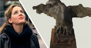 Items portrayed in this file. Gouden Feniks Voor Maaike Cafmeyer Focus En Wtv