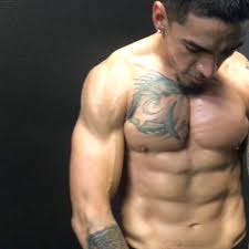 Shoutout to @yzdoughboy for LOSING 65-POUNDS and getting SHREDDED at  @totalbodysports !!!! He COMPLETELY changed his lifestyle in and out the  #gym by working his BUTT-OFF EVERYDAY and eating healthy ...