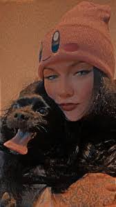 Heather Daye's Instagram, Twitter & Facebook