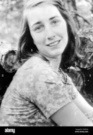 Clift hi-res stock photography and images