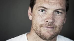 Sam Worthington: Producer matgeschafft, Biographie, perséinleche Liewen,  Fotoen
