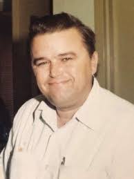 Walter Kenyon's Instagram, Twitter & Facebook