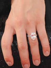 Does Julianne Hough S Oval Engagement Ring Remind You Of A Sparkler That Bel Julianne Hough Engagement Ring Celebrity Engagement Rings Gorgeous Engagement Ring