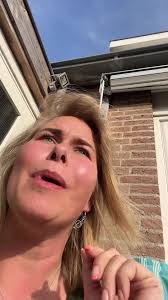 Margot Clarke's Instagram, Twitter & Facebook