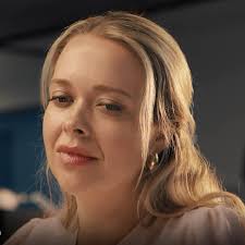 New TV spot for Contrave from Dir. @nikkiormerod , •, •, •, Agency: Minds +  Assembly, Prod: ArtClass, Director: Nikki Ormerod, MP: @geno_imbriale ,  Managing Director: @kirstenarongino , HoP: ...