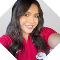 Danielle Arceo's Instagram, Twitter & Facebook