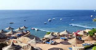 تُعدّ شرم الشيخ التي تعني خليج الشيخ مدينة مصرية واقعة على الطرف الجنوبي من شبه جزيرة سيناء في محافظة جنوب سيناء على الشريط الساحلي على طول البحر الأحمر، وفي عام 2015 بلغ التعداد السكاني فيها حوالي 73،000 نسمة. Ø°ÙƒØ±Ù‰ Ø¹ÙˆØ¯Ø© Ø´Ø±Ù… Ø§Ù„Ø´ÙŠØ® ØªØ¹Ø±Ù Ø¹Ù„Ù‰ ØªØ§Ø±ÙŠØ® Ø§Ù„Ù…Ø¯ÙŠÙ†Ø© ÙˆØ§Ù„Ø³Ø¨Ø¨ ÙˆØ±Ø§Ø¡ ØªØ³Ù…ÙŠØªÙ‡Ø§ Ø§Ù„ÙŠÙˆÙ… Ø§Ù„Ø³Ø§Ø¨Ø¹