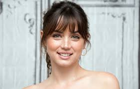 Checkout high quality ana de armas wallpapers for android, desktop / mac, laptop, smartphones and tablets with different resolutions. Wallpaper Look Smile Actress Ana De Armas Ana De Armas Images For Desktop Section Devushki Download