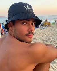 Bruno Ayala (brunicaya)