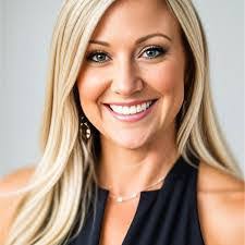 Shelly Labbe's Instagram, Twitter & Facebook