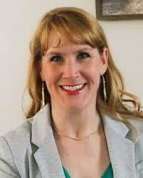 Stephanie Nixon's Instagram, Twitter & Facebook