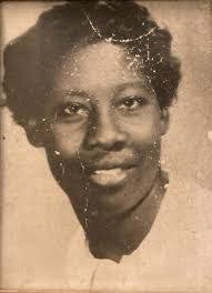 Earlene Watts's Instagram, Twitter & Facebook