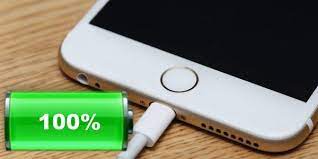Bagaimana Cara Ngecas iPhone yang Benar?