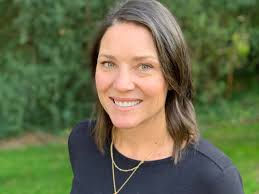 Anna Avalos's Instagram, Twitter & Facebook