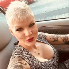 Join facebook to connect with melanie mueller and others you may know. Image Of Melanie Muller