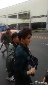 The first time exo performed as 12, sehun and luhan stayed in one hotel room. Jrs Wifey On Twitter Hunhangst Luhan Sehun Come Over Sehun But I Dont Have Plane Tickets Luhan Im Home Alone Sehun Http T Co Xqbibzh1i6 Fucj Im Crying