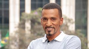 Digital influencer que vendia água nas praias do Rio de Janeiro faz  palestra em João Pessoa